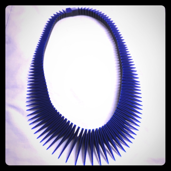 Rentaro Jewelry - Súper cool necklace from Moma store